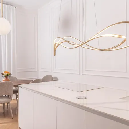 Sjr - N9 Vatican Luxury Design